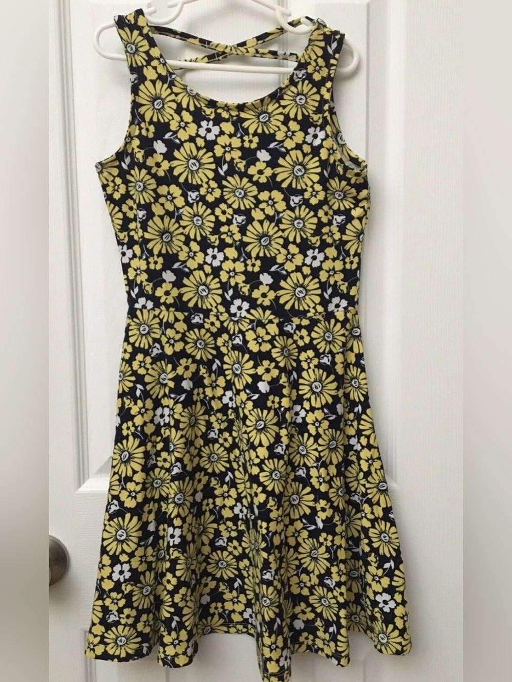 Epic Threads Girls Dress Size S Navy Blue w Yellow Daisy, White Floral Very SOFT